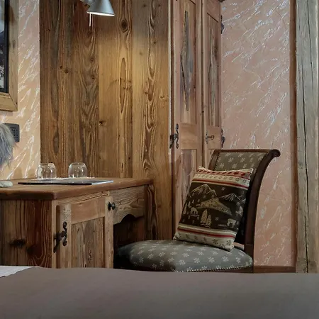 Francois Boutique - Matterhorn Retreat & In Cervinia 布勒伊-切尔维尼亚