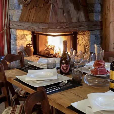 Francois Boutique - Matterhorn Retreat & In Cervinia Otel