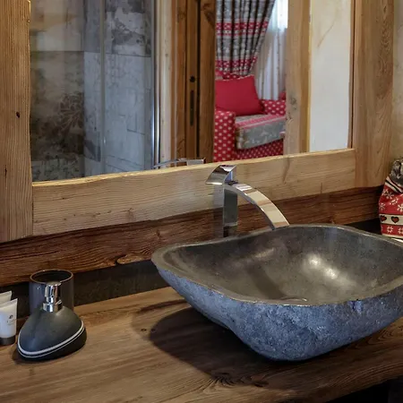 Francois Boutique - Matterhorn Retreat & In Cervinia