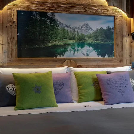 Otel Francois Boutique - Matterhorn Retreat & In Cervinia